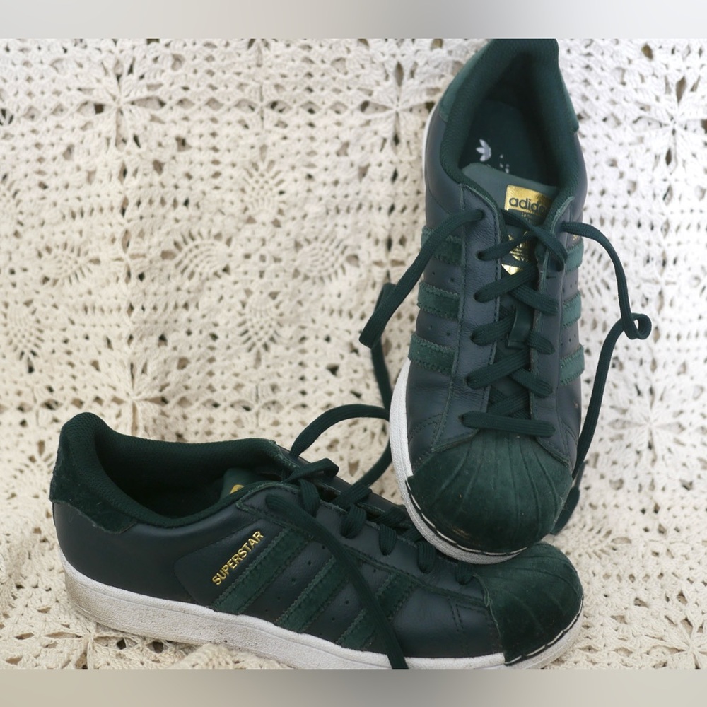 Green Adidas Superstar Size 6